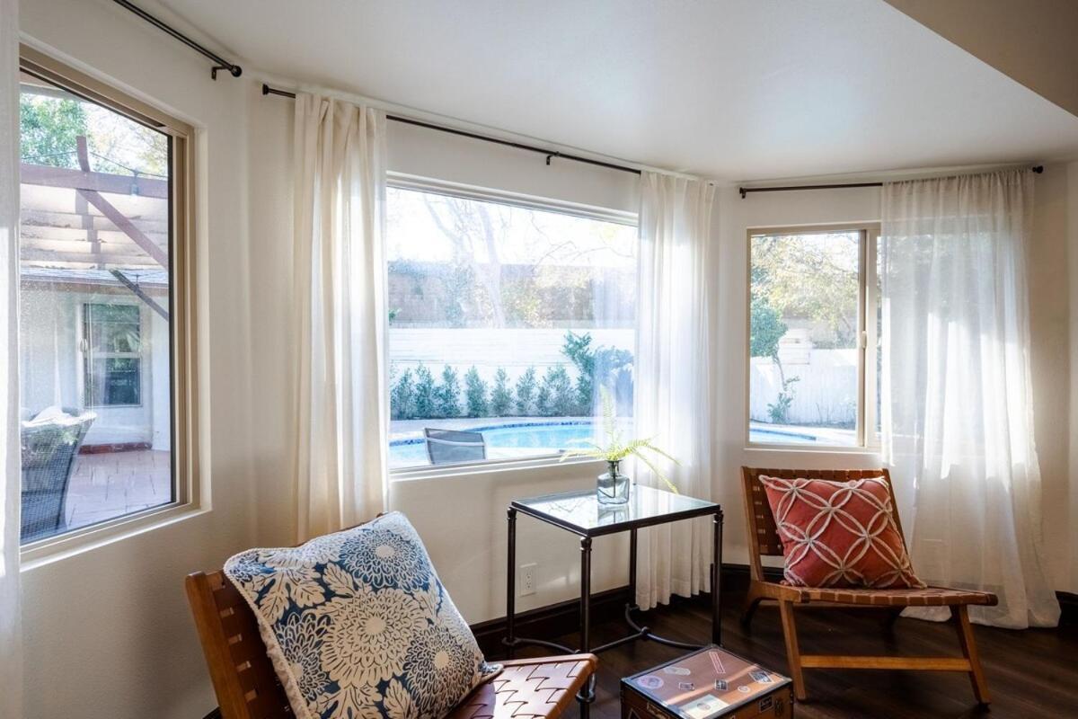 5 Mins From Universal With Heated Pool, Spa, Golf & Pong *