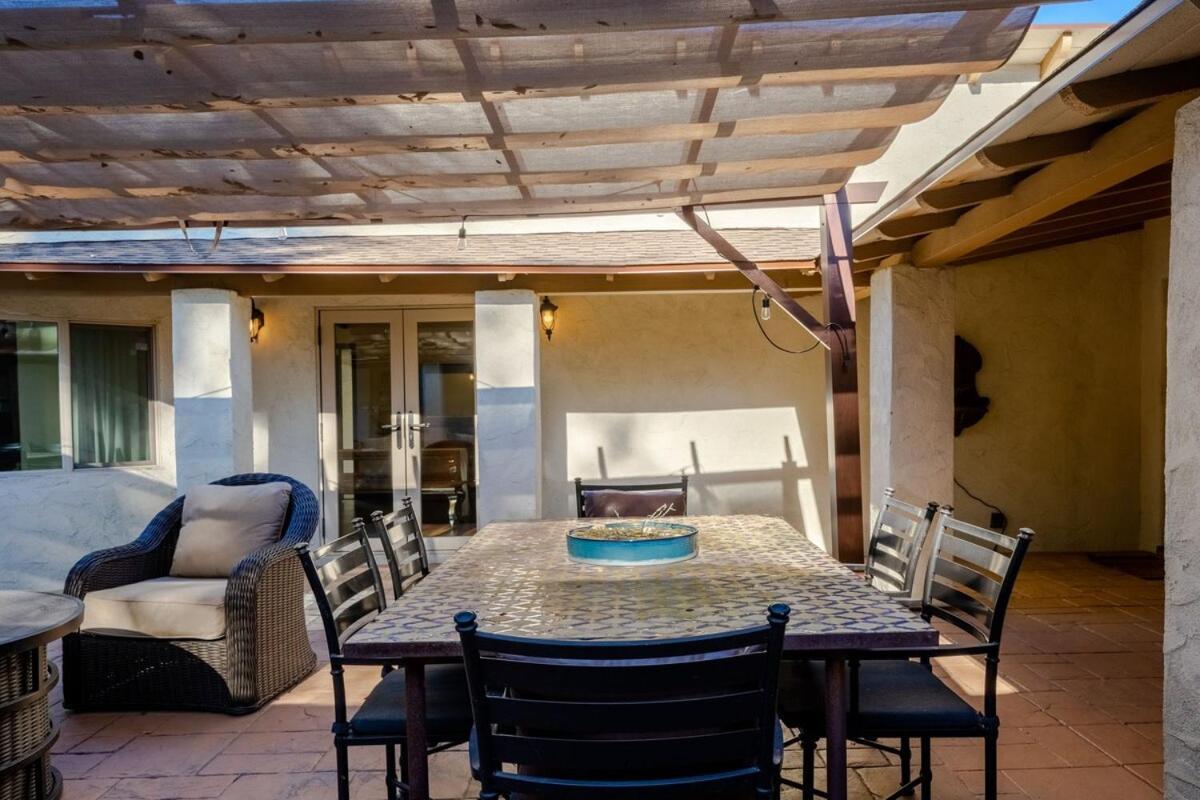 5 Mins From Universal With Heated Pool, Spa, Golf & Pong